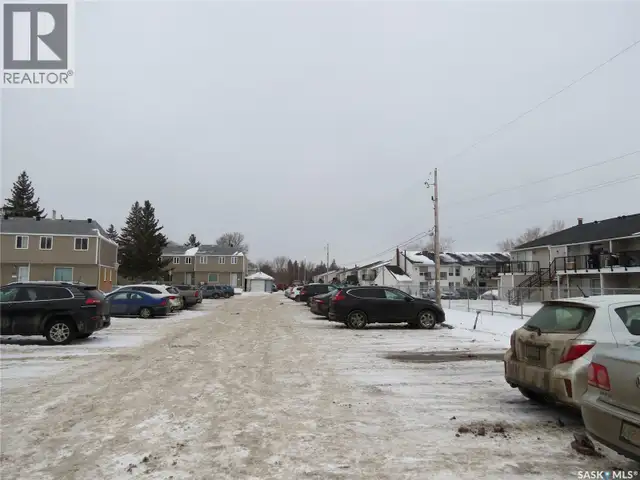 3926 Castle ROAD Regina, Saskatchewan in Condos for Sale in Regina - Image 4