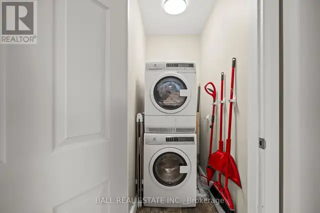 925 WARD STREET Selwyn, Ontario in Long Term Rentals in Trenton - Image 17