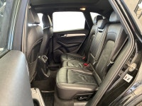IIHS Top Safety Pick+. This Audi Q5 delivers a Intercooled Turbo Premium Unleaded I-4 2.0 L/121 engi... (image 7)