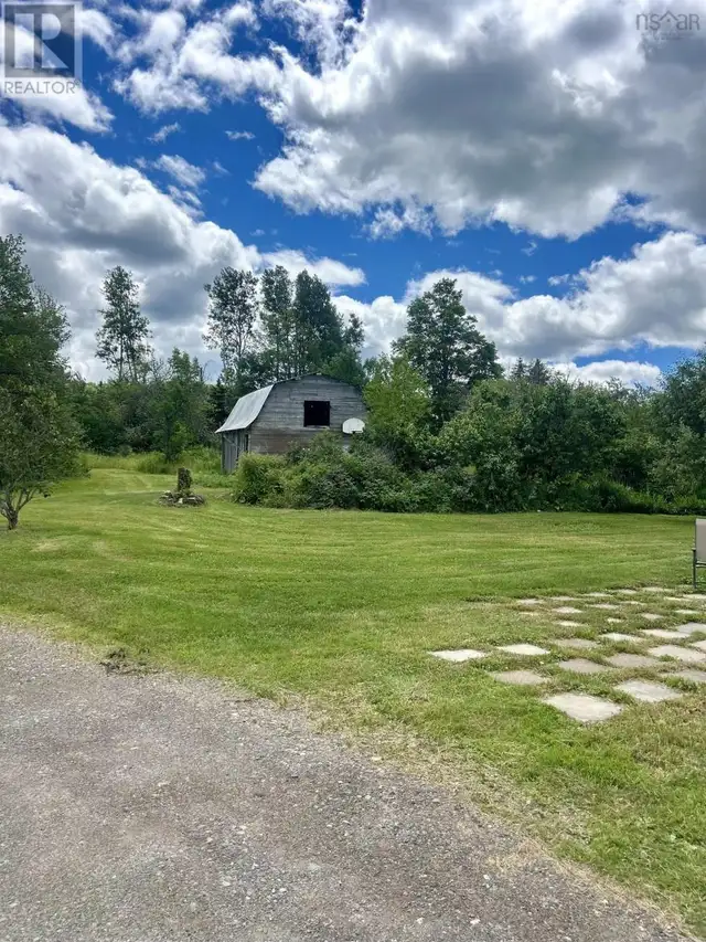 10374 Highway 4 Broadway, Nova Scotia in Houses for Sale in New Glasgow - Image 9