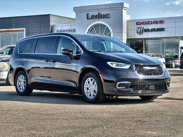 2024 Chrysler Pacifica in Cars & Trucks in Edmonton