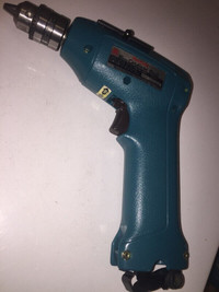 MAKITA 10MM CORDLESS DRILL