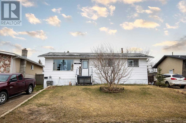 9244 110 Avenue Grande Prairie, Alberta in Houses for Sale in Grande Prairie