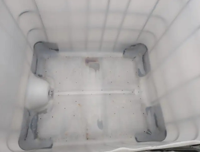 OPEN TOP - IBC TOTES - FARMING, SCRAP METAL, POLYMERS, & MORE. in Storage Containers in Cambridge - Image 7