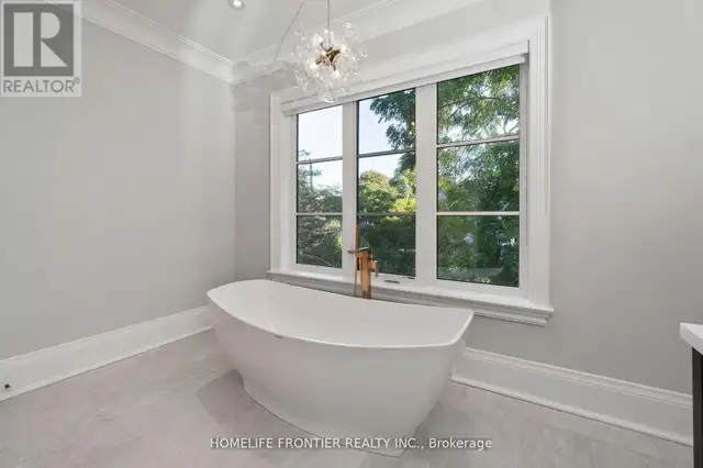 8 VESTA DRIVE Toronto (Forest Hill South), Ontario in Houses for Sale in City of Toronto - Image 21