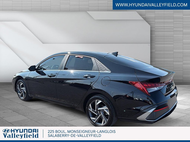 2025 Hyundai Elantra Luxury IVT w-Two-Tone Interior dans Autos et camions  à Ouest de l’Île - Image 4