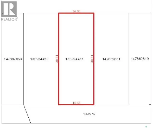 709 10th AVENUE W Nipawin, Saskatchewan in Land for Sale in Nipawin - Image 2