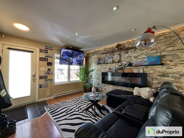 $450,000 - Condominium for sale in Longueuil (Vieux-Longueuil) — photo 3