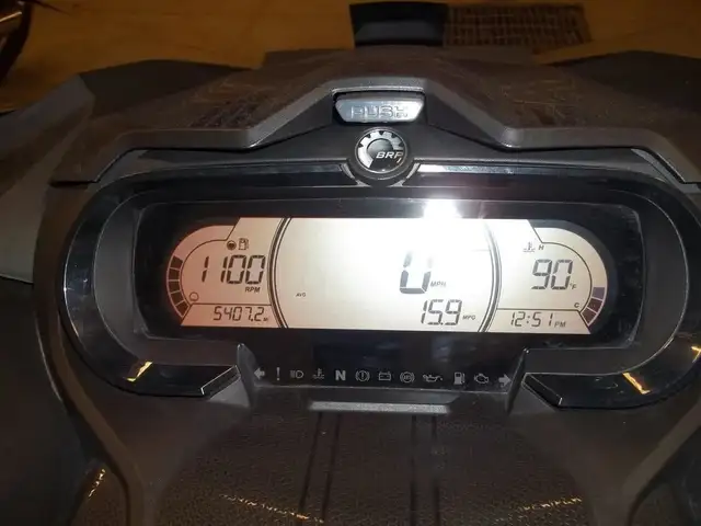 2020 Ski-Doo 2020 MXZX 850 8650 KM in Snowmobiles in Sarnia - Image 7