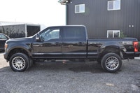 Black Friday Sale Happening Now – Don’t Miss Out! 2022 Ford Super Duty F-350 SRW Lariat Ultimate – 6... (image 1)