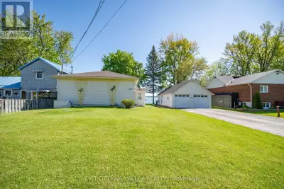 Peaceful Waterfront Living on the Beautiful Ottawa River. Welcome to your serene escape, nestled alo...