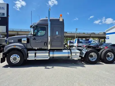 Welcome to Universal Truck & Trailer! Call us on 506-333-5295 for price and more information.