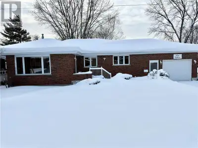 Welcome to 5 Rideau Avenue, located in the quiet community of Coniston. This pristine brick 2+1 bedr...