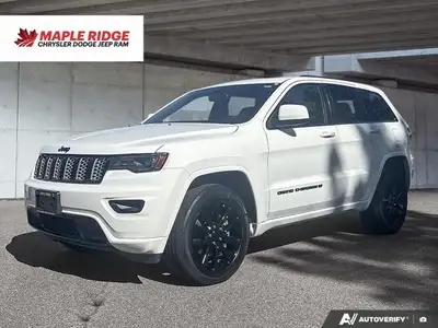 Command the road and your style with this sophisticated 2022 Jeep Grand Cherokee WK Altitude, a trul...