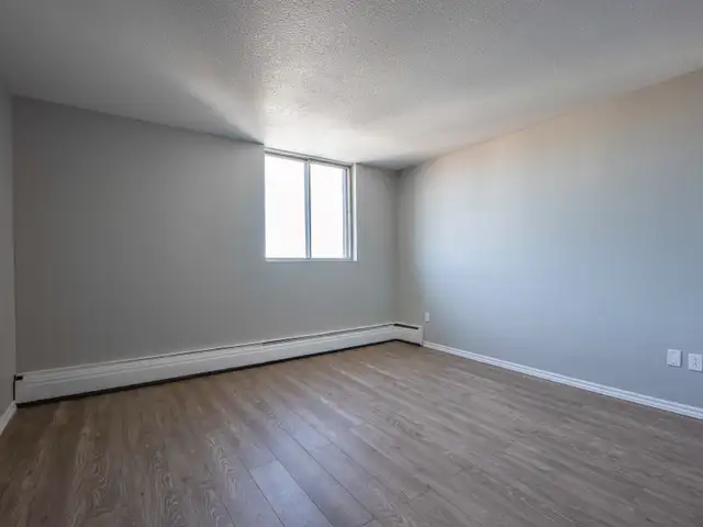 WOW! LARGE 3 BEDROOM - DOWNTOWN HALIFAX in Long Term Rentals in City of Halifax - Image 5