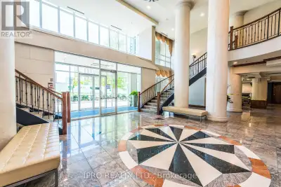 302 - 156 ENFIELD PLACE Mississauga (City Centre), Ontario