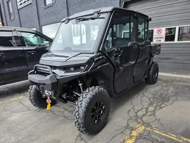 2026 Can-Am DEFENDER MAX XT CAB HD11 in ATVs in New Glasgow - Image 4