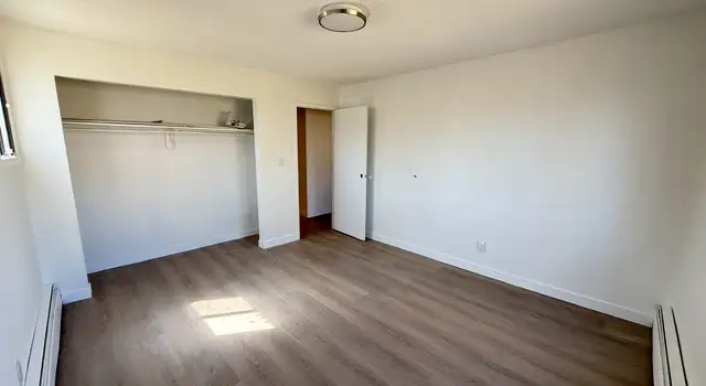 2 Bedrooms - Senior Promo starting at $1495 (Heat & Water Incl.)63849108466819122