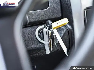 2016 RAM 3500 Chassis ST/SLT/Laramie 2016 RAM 3500 Crew Cab 4..., View more