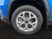 This 2026 JEEP COMPASS SPORT 4X4 has the following options Cloth Low-Back Bucket Seats, Heated Front... (image 8)
