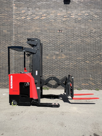 Keywords: Raymond forklift, double deep reach forklift, 3-stage mast forklift, 3200 lbs capacity, 20...