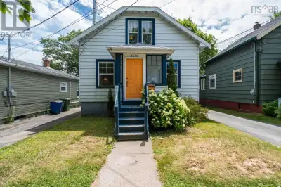 Charming three-bedroom, one-bathroom home located in Halifax's sought-after North End. Step through...
