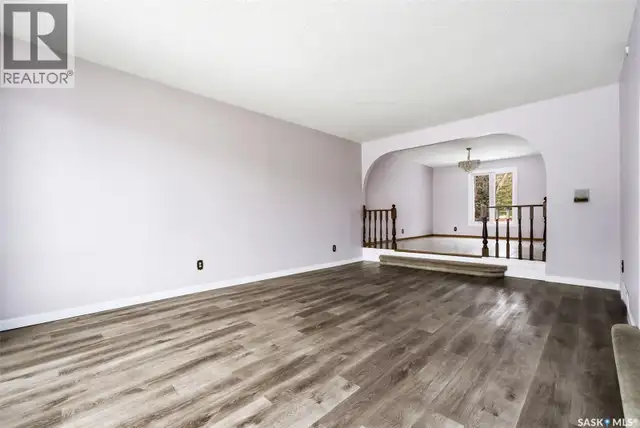 30 Dalhousie WAY Regina, Saskatchewan in Houses for Sale in Regina - Image 7