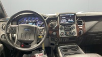 TURBO DIESEL V-8 ENGINE, RAPID-HEAT SUPPLEMENTAL CAB HEATER, ELECTRONIC LOCKING W/3.31 AXLE RATIO, H... (image 9)