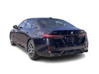 2024 BMW 5 Series 530i xDrive 2.0L 4-Cylinder 4D Sedan AWD 8-Speed Automatic Carbon Black Metallic P... (image 7)