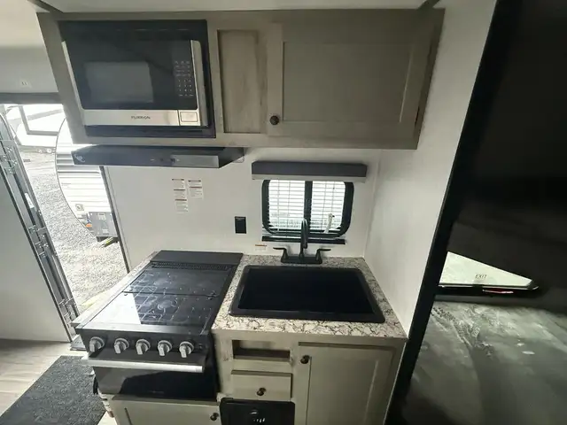 2026 Sunset Park RV Sunlite Limited 21DB in Travel Trailers & Campers in Longueuil / South Shore - Image 14