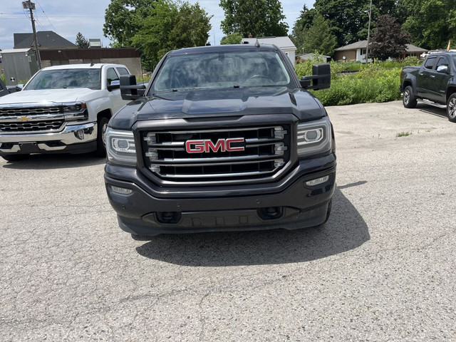 2016 GMC SIERRA ALL TERRAIN in Cars & Trucks in London - Image 2