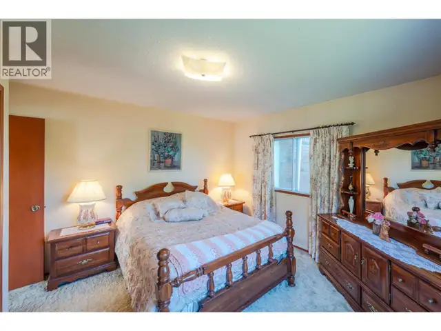 3910 North Naramata Road Naramata, British Columbia in Land for Sale in Penticton - Image 18