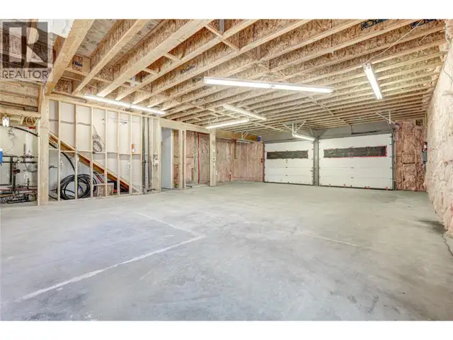 2063 Carmi Road Penticton, British Columbia in Houses for Sale in Penticton - Image 39