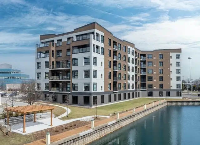 Venetian Harbours for lease ~ Executive Point Edward Living! in Long Term Rentals in Sarnia - Image 2