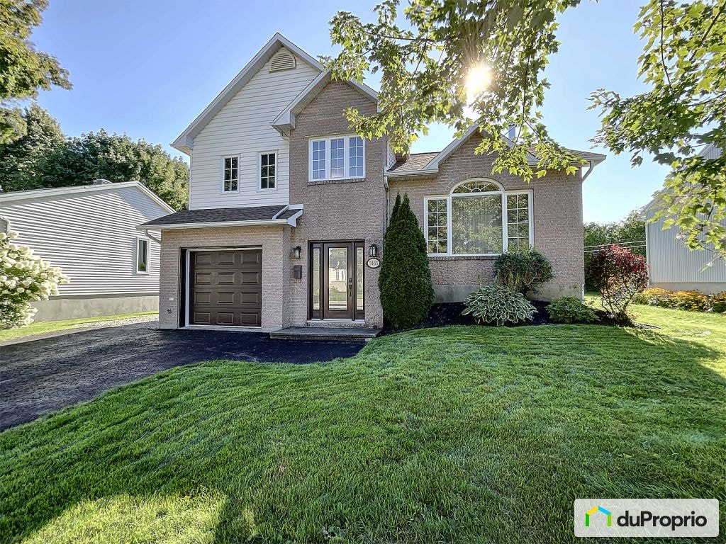 $699,000 - Split Level for sale in Lebourgneuf — photo 1