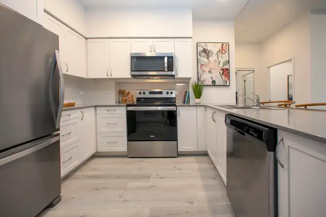 2 Bdrm. 2 Bath Apt. for Rent at Bayfield Tower in North Barrie! in Long Term Rentals in Barrie - Image 3