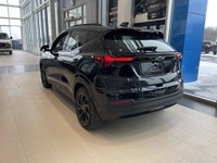 AMVIC Licensed Dealer Technology Package | Panoramic Power Sunroof | HD Surround Vision | Rear Camer... (image 5)