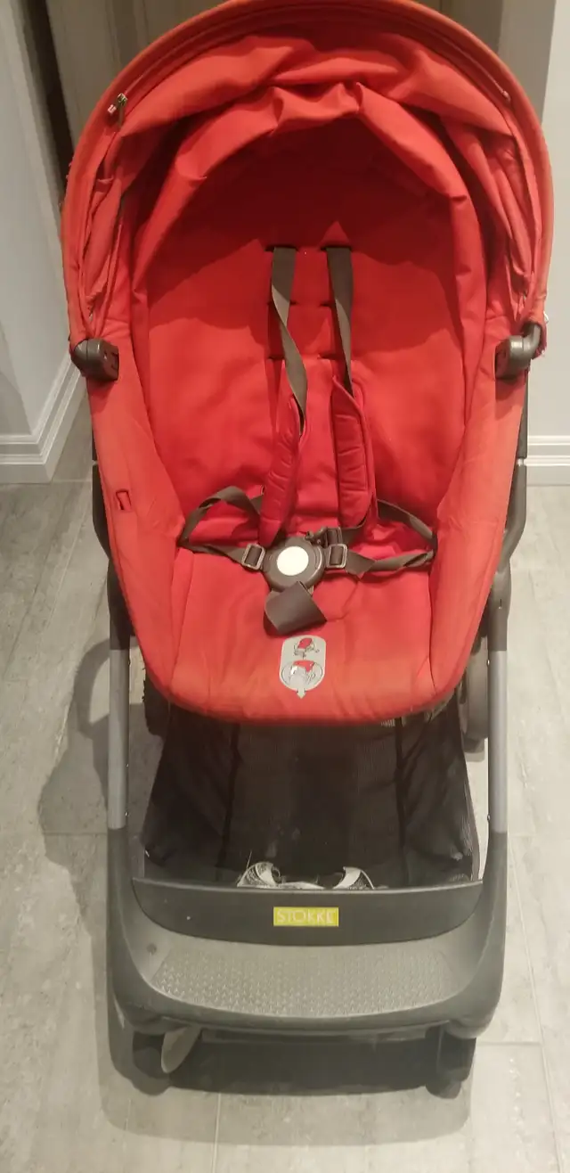 Stokke Scoot Stroller Versatile and stylish stroller Red colour in Strollers, Carriers & Car Seats in City of Toronto - Image 7