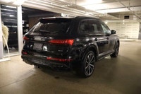 This Audi Q7 S-Line with no reported accidents has a strong Intercooled Turbo Gas/Electric V-6 3.0 L... (image 7)