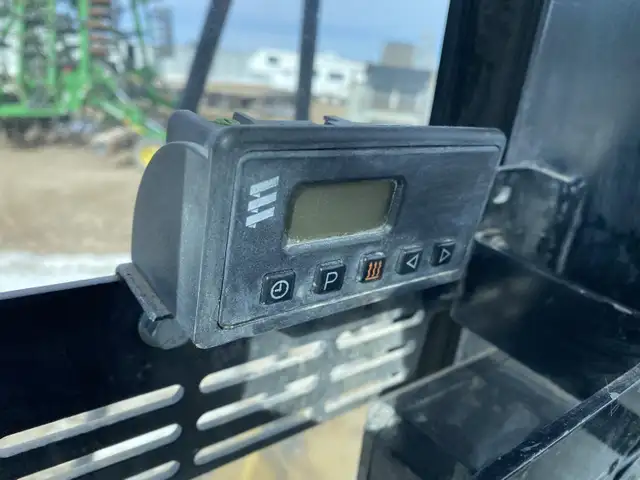 2011 Caterpillar Wheel Loader 972H in Heavy Equipment in Grande Prairie - Image 17