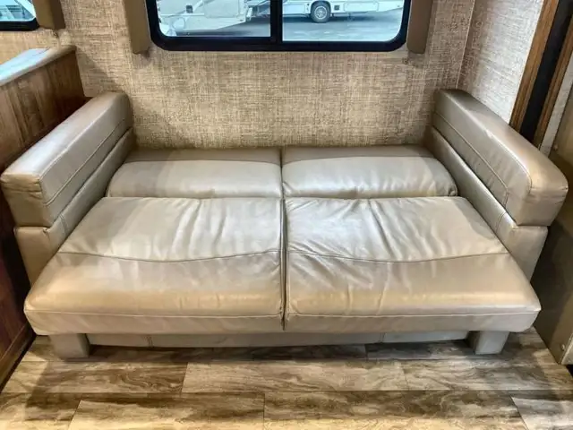 2020 Gulf Stream RV Conquest Class C 6315 in RVs & Motorhomes in Abbotsford - Image 23