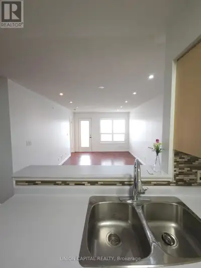 2 - 105 SUNRISE DRIVE Markham (Milliken Mills East), Ontario