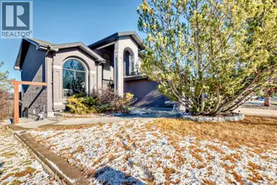 Click brochure link for more details. Welcome to 1396 Shawnee Rd SW — a beautifully renovated, move-...