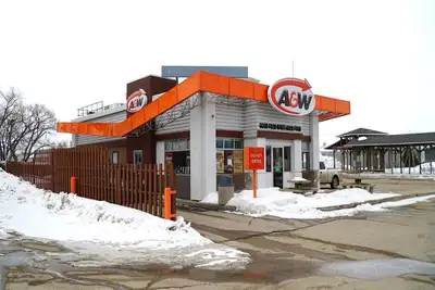 R31//Swan River/PRICE REDUCED !!! FULLY DEVELOPED TURNKEY FRANCHISE RESTAURANT BUSINESS ONLY FOR SAL...