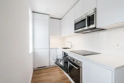 Renovated one bedroom, O'Connor and St Clair Ave E - ID 1150