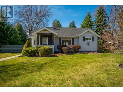 Discover this meticulously maintained property in the highly sought-after Tadanac neighborhood. This...