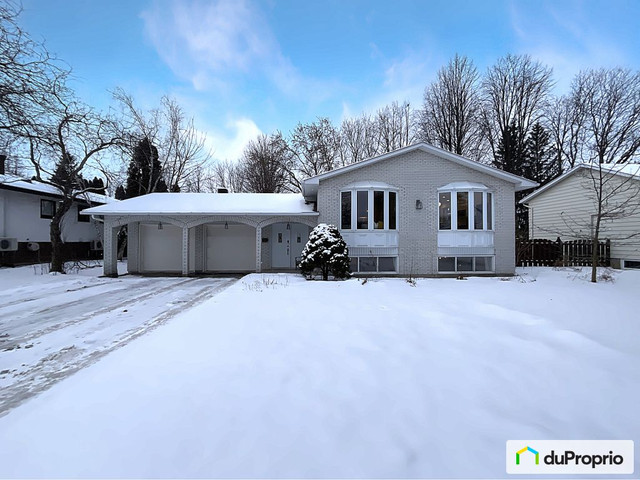 899 000$ - Bungalow à vendre à Candiac in Houses for Sale in Longueuil / South Shore - Image 2