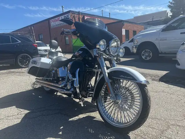2005 Harley-Davidson Softail Deluxe ~ DELUXE ~ 88CI ~ BIG WHEEL  in Street, Cruisers & Choppers in City of Toronto - Image 5