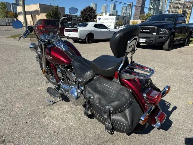 2014 Harley-Davidson Heritage Softail Classic ~ HERITAGE SOFTAIL in Street, Cruisers & Choppers in City of Toronto - Image 7