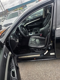 2007 Infiniti G35X Priced to Move! Year: 2007 Make: Infiniti Model: G35X Mileage: 278,000 Km Transmi... (image 4)